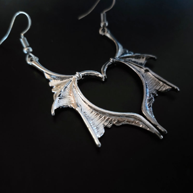 Arin Bông Tai Trái Tim Rồng Cánh Dơi Phong Cách Gothic Retro Thích Hợp Làm Quà Tặng Kỳ Nghỉ Cho Bạn
