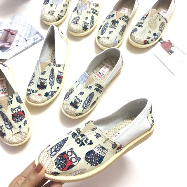Slip on hoạ tiết
