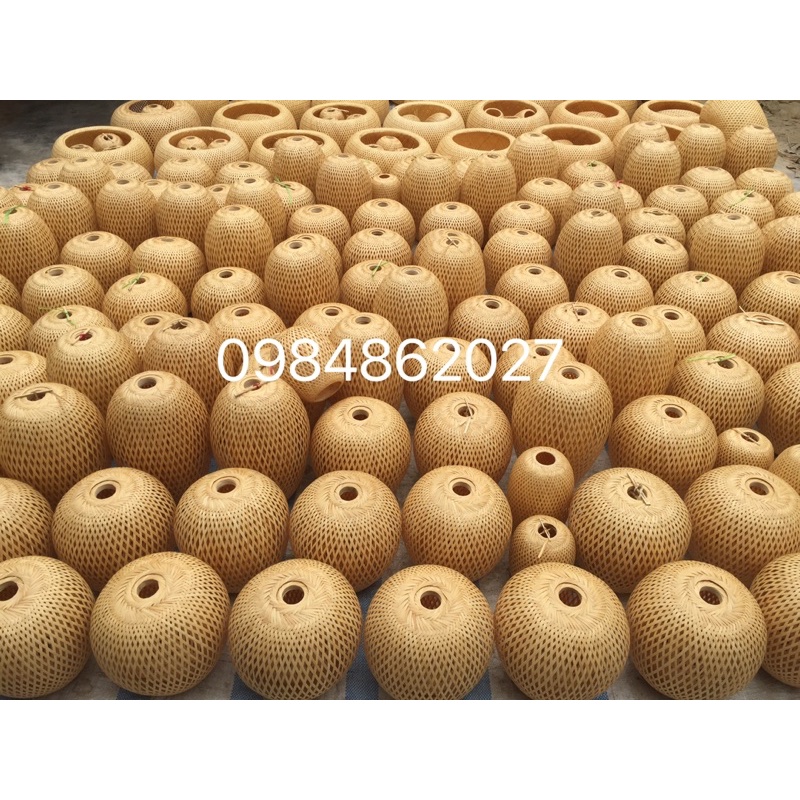 Đèn nhót mây tre đan