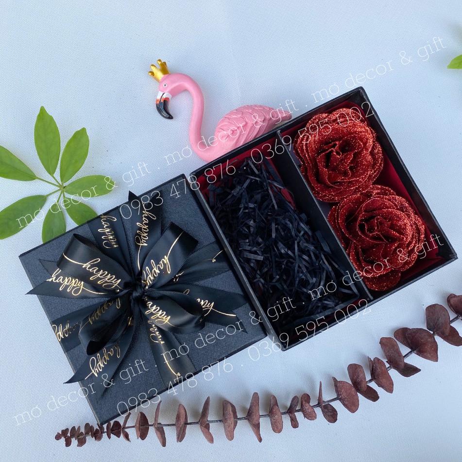 Hộp Dài Hoa Nhũ Đựng Son, Đựng Quà Kích thước 13,5cm x 13,5cm x 7cm - MƠDECOR