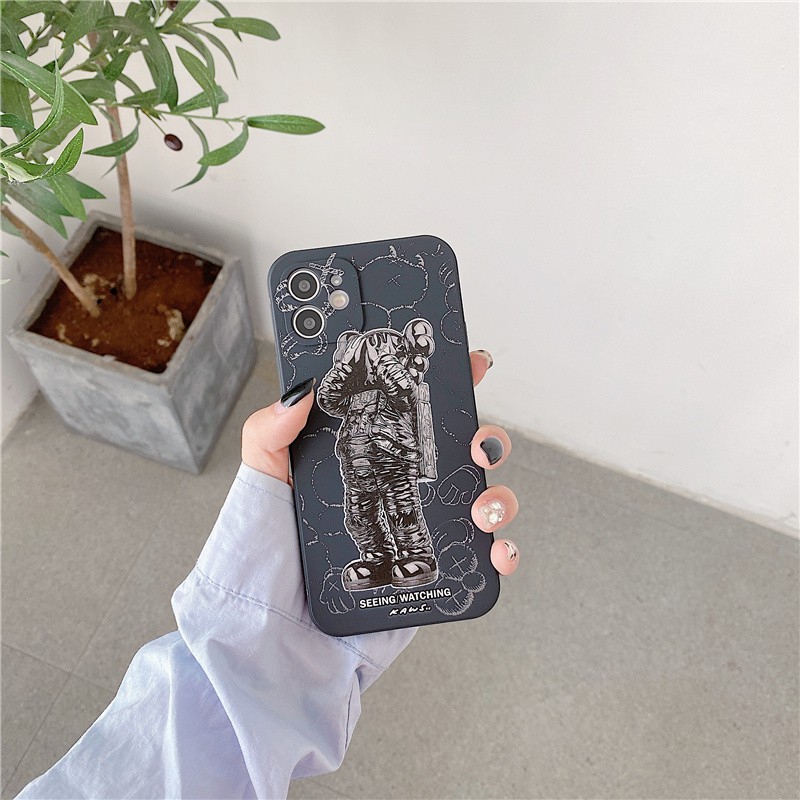 Couples Cartoons KAWS Case For Iphone 11 12 Pro Max Xr Xs Max 7 8 Plus Se 2020