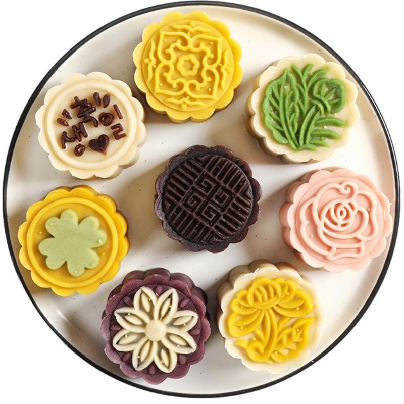 Set 8 Khuôn Nhấn Tay Làm Bánh Trung Thu 25g DIY