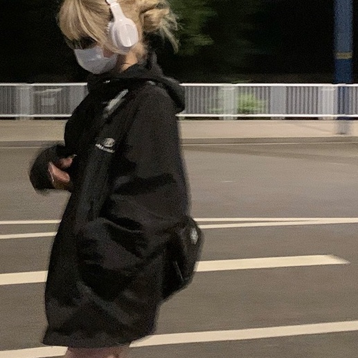 Áo khoác ZHELIHANGFEI tay dài dáng rộng có mũ trùm đầu thêu chữ thời trang cho nam và nữ