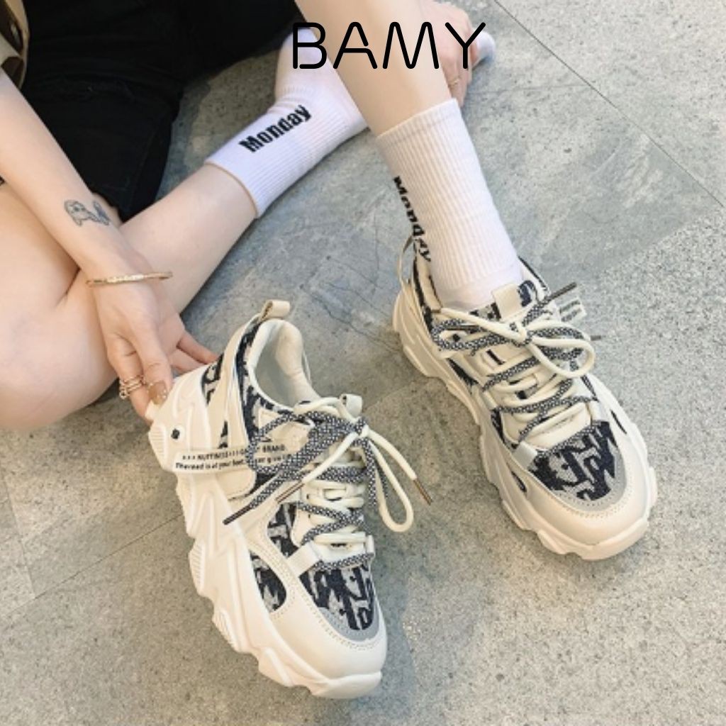 Giày Thể thao sneaker nữ độn đế Dio màu Kem BAMY