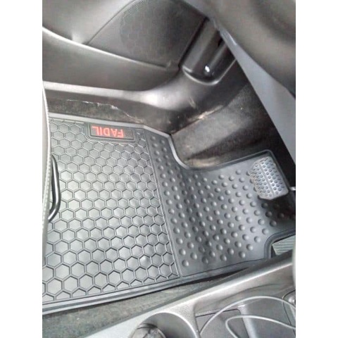 HÀNG CAO CẤP|Thảm Lót Sàn Cao Su Xe Ô TÔ Vinfast Fadil Mẫu tổ ong -không gây mùi,cao su đúc,Vừa form xe, dễ vệ sinh