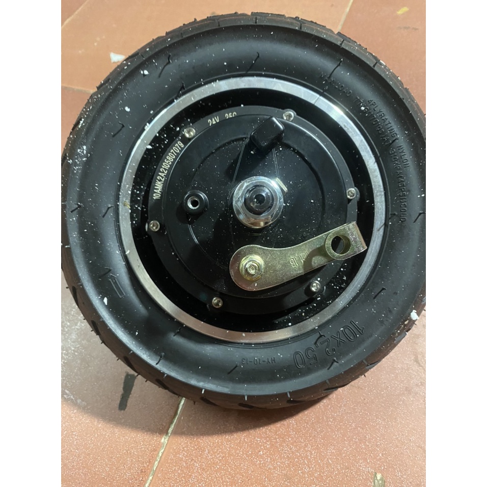 Động cơ 3 pha liền bánh 24v 250w 10ink