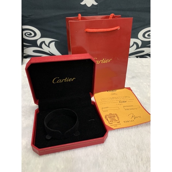 Hộp set 3 món Cartier đựng lắc cao cấp.