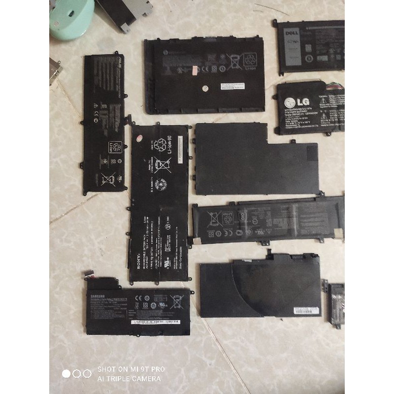 Pin laptop đời cao