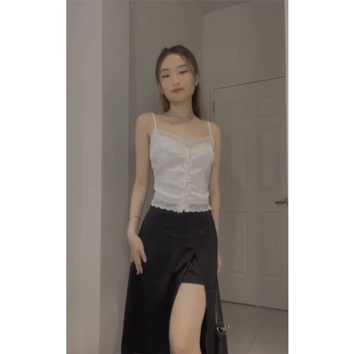 Áo croptop lụa phối ren