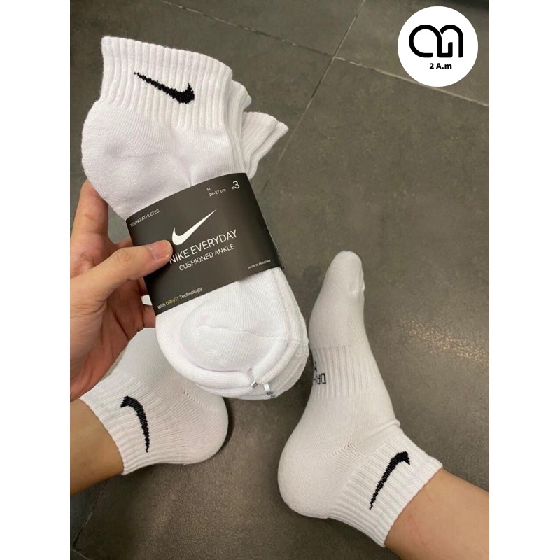 Tất Vớ Nike Ngắn Nam Nữ Trắng Đen Thời Trang Vải Dệt Kim