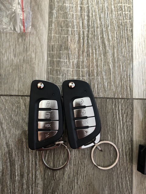 Sản phẩm gia đình làm: Phụ tùng ô tô/ combo 10 bộ khiển cửa VO3TR/G6090-12V