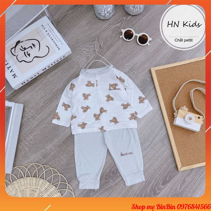 Bộ dài tay cho bé trai bé gái sơ sinh HMM cúc giữa quần kẻ chất thun lạnh mềm mát cho trẻ 4,5,6,6,7,8,9,10kg Shop Mẹ Bin