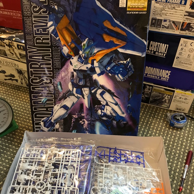 Gundam MG 1/100 Astray Blue Second Bandai