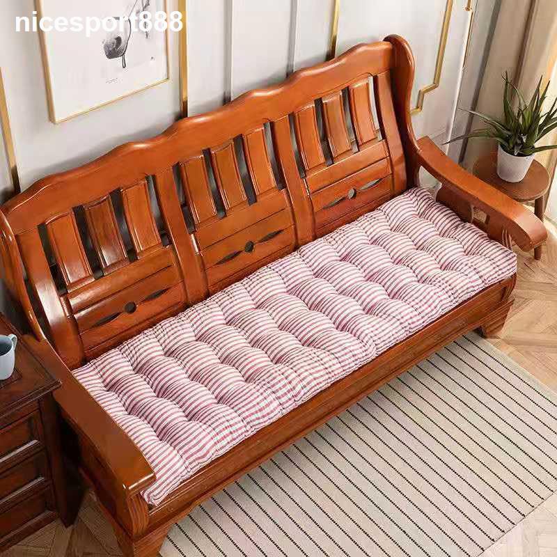 Nệm lót ghế sofa gỗ phong cách vintage sang trọng