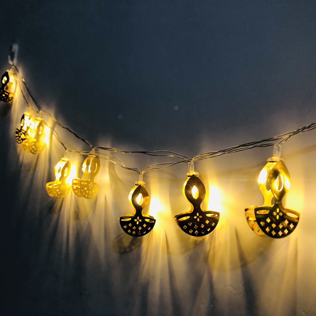Đèn LED Hình Nến Dùng Trang Trí Giáng Sinh Năm Mới
