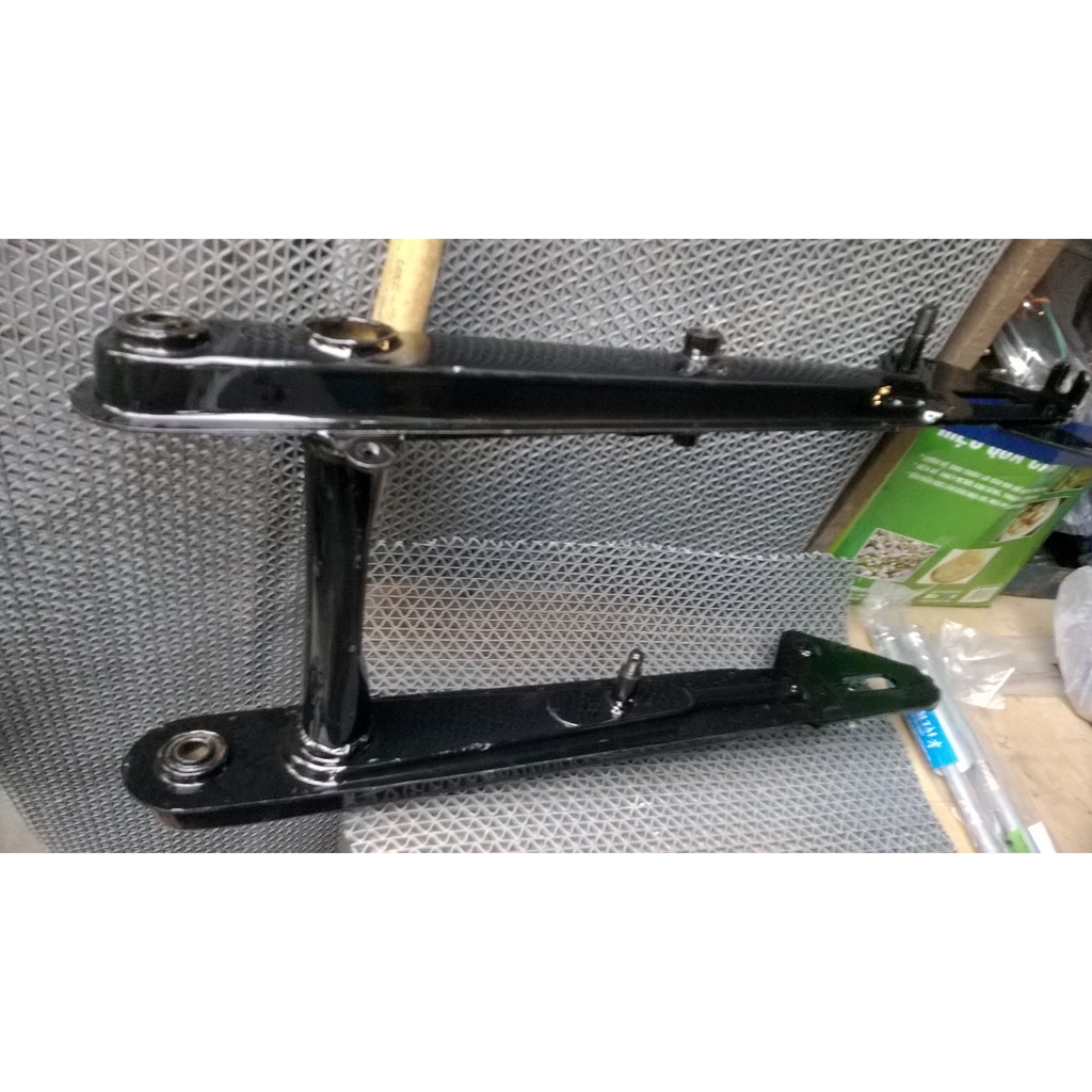 Gấp sau xe honda 67