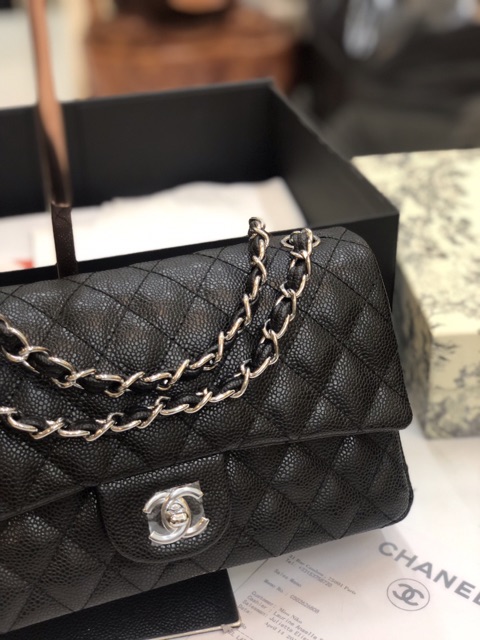 Túi classic super da hạt size 26cm màu đen