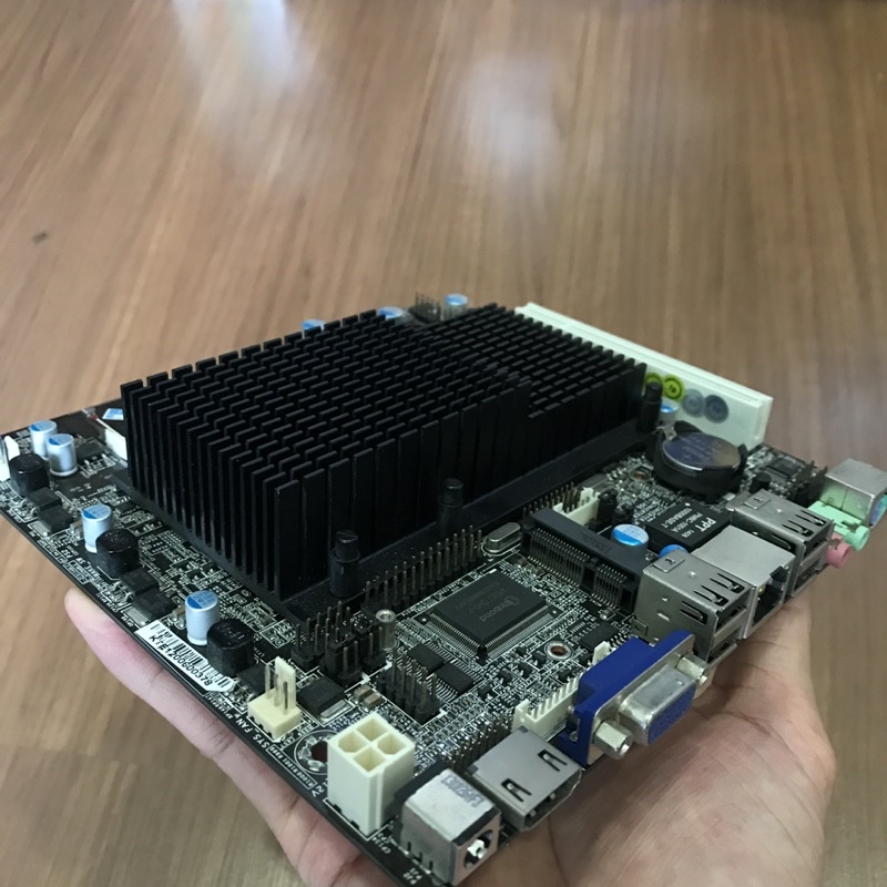 Main ITX công nghiệp D2550, HDMI, VGA, 17x17cm