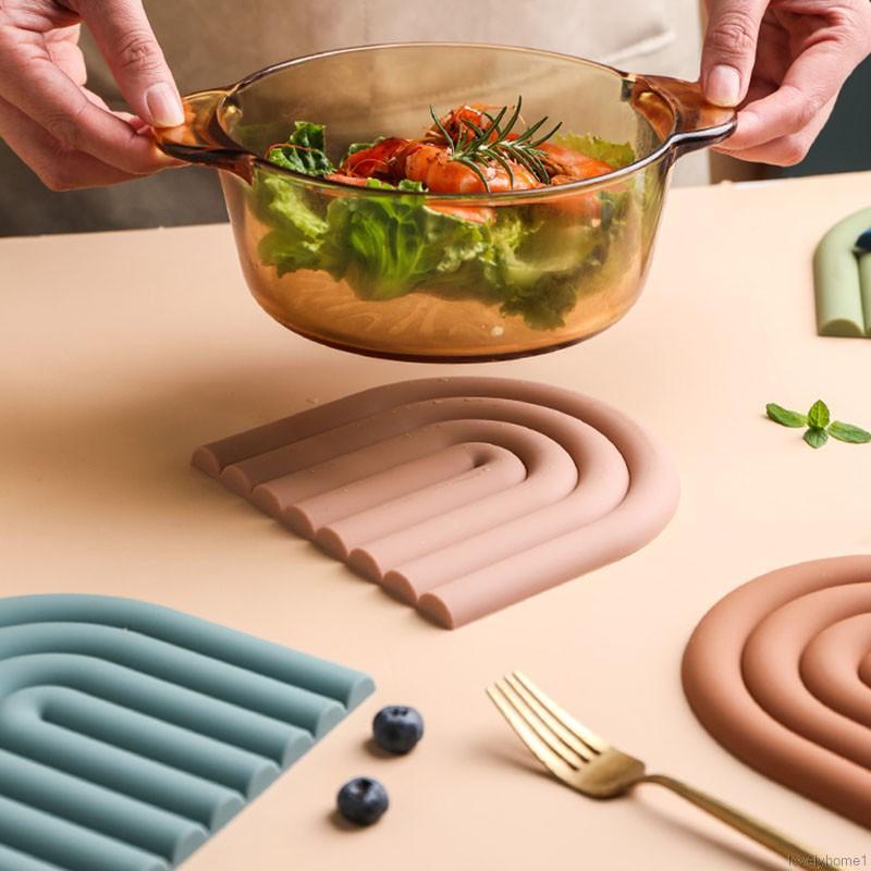 Tấm lót ly bằng silicon cách nhiệt chống trượt hình cầu vồng có thể tháo được dùng trang trí nhà cửa đa năng