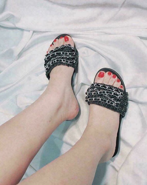 Dép xích Thái Lan