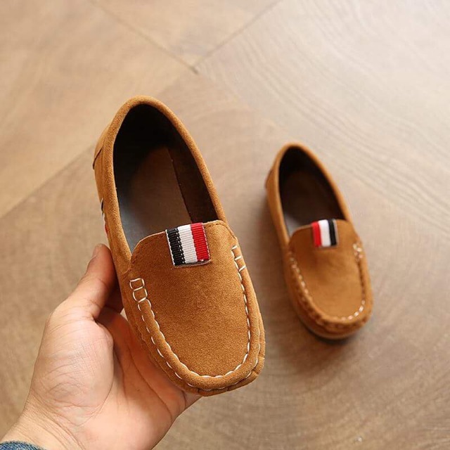 Giày mọi cho bé trai