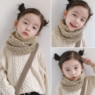 Khăn choàng len phong cách Hàn Quốc cho bé
