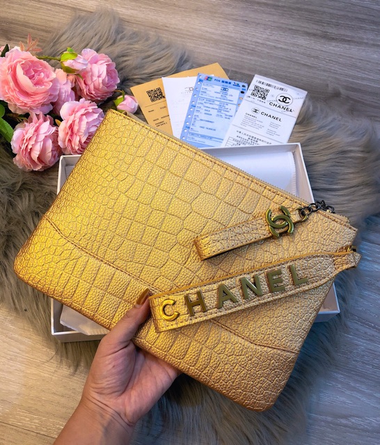 Túi chữ X cầm tay chữ V vân rắn