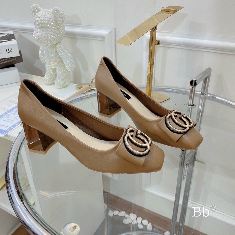 Giầy gót trụ nơ cg khoá vàng