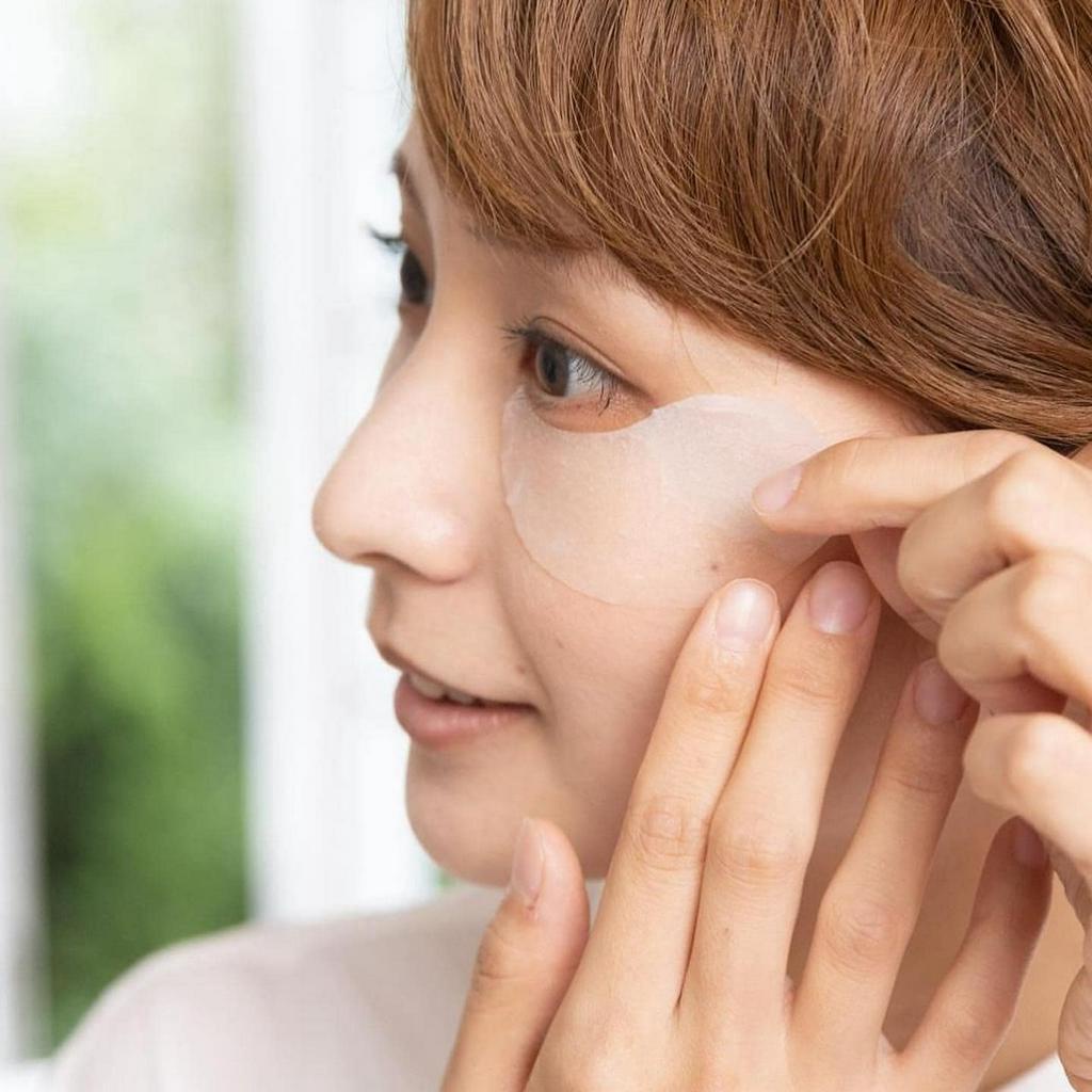 Mặt nạ mắt Retinol & Niacinamide Nhật Bản- Hộp 120 miếng