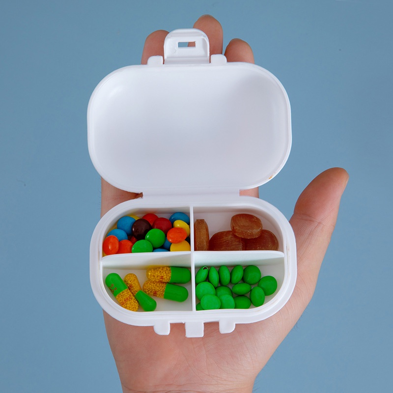Hộp đựng thuốc mini tiện lợi khi đi du lịch