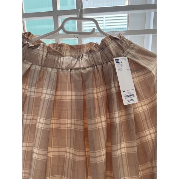Chân váy xoè hãng GU săn sale size M
