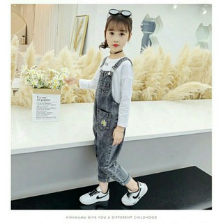Set yếm jean áo thun cotton phong cách cho bé gái