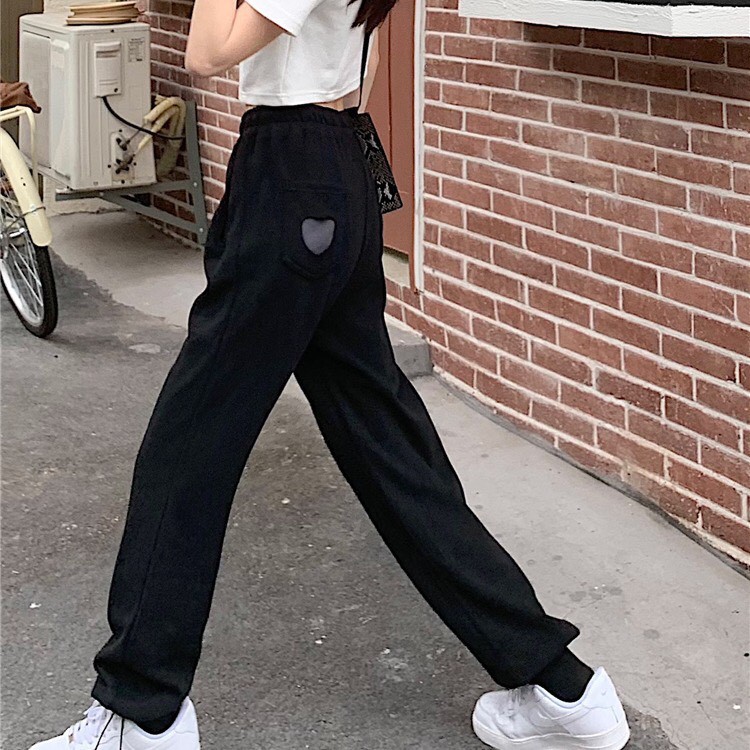 Quần jogger nam nữ ống bom họa tiết trái tim sau dáng suông ulzzang/ Quần thể thao ống rộng cạp cao dây rút gấu_ranstore