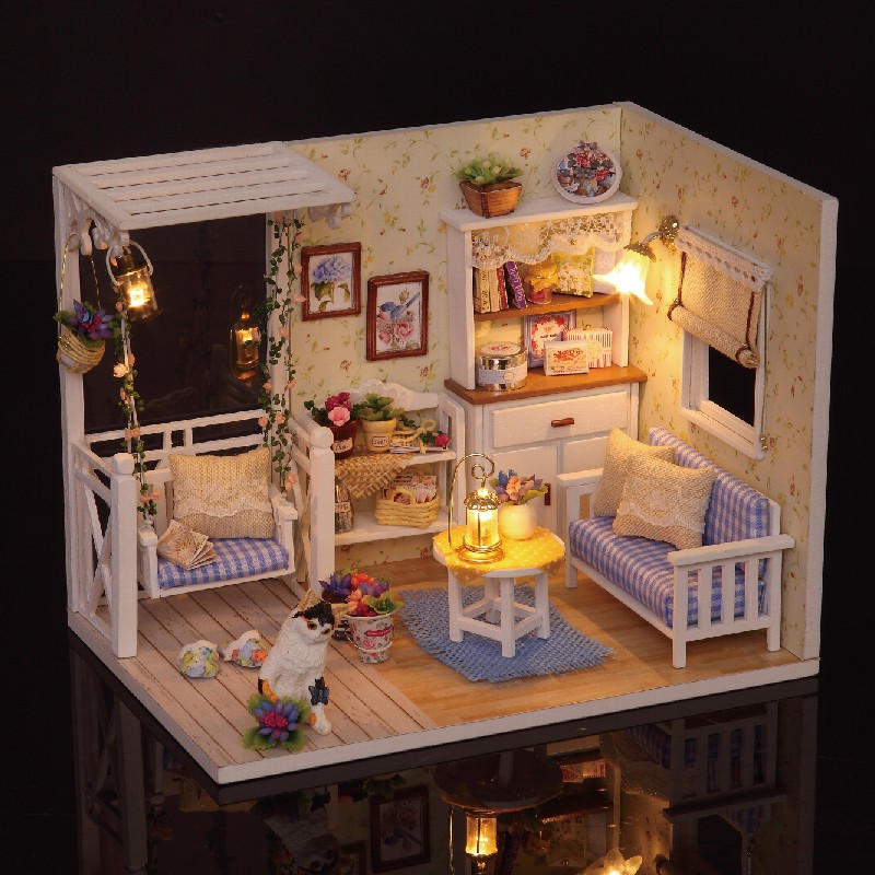 Đồ chơi mô hình nhà gỗ diy Cute Room H-013 Tặng Mica Che Bụi + Keo