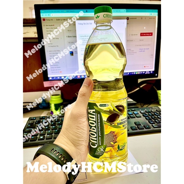 Dầu Ăn Hữu Cơ Sinh học Hướng Dương của Nga dạng chai 1lít