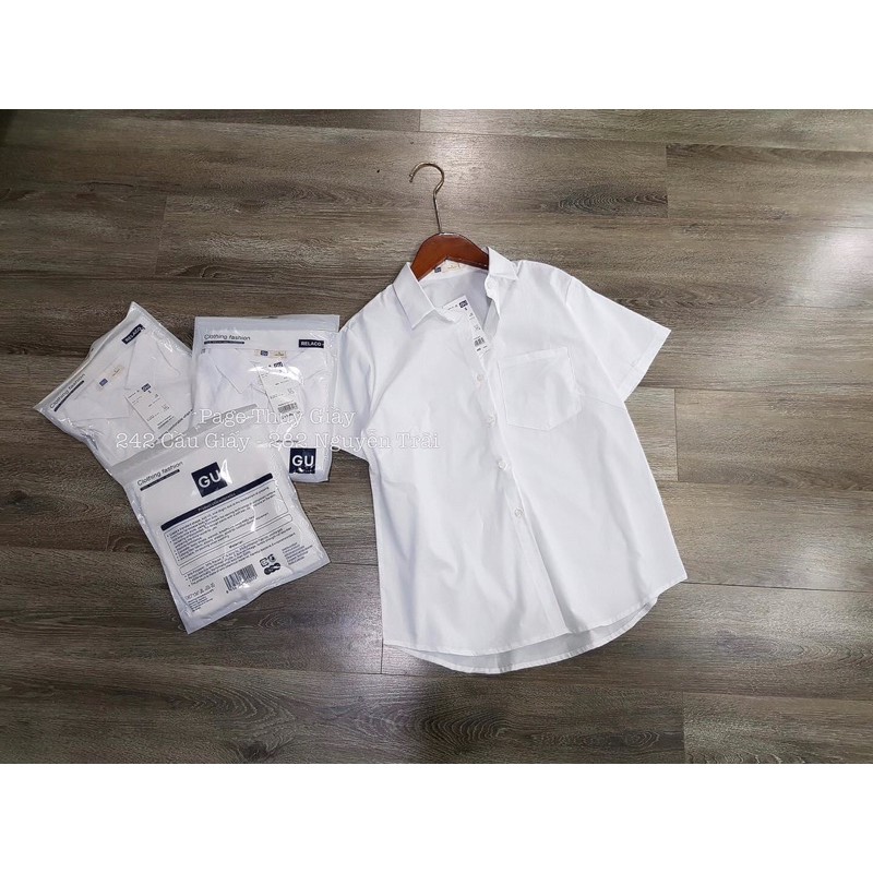 Áo sơ mi trắng cộc tay guu