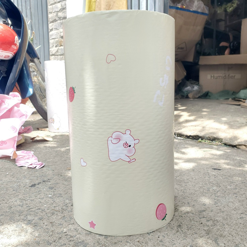 Decal giấy dán tường DÂU TÂY VÀNG KEM MỚI khổ 45cm keo sẵn