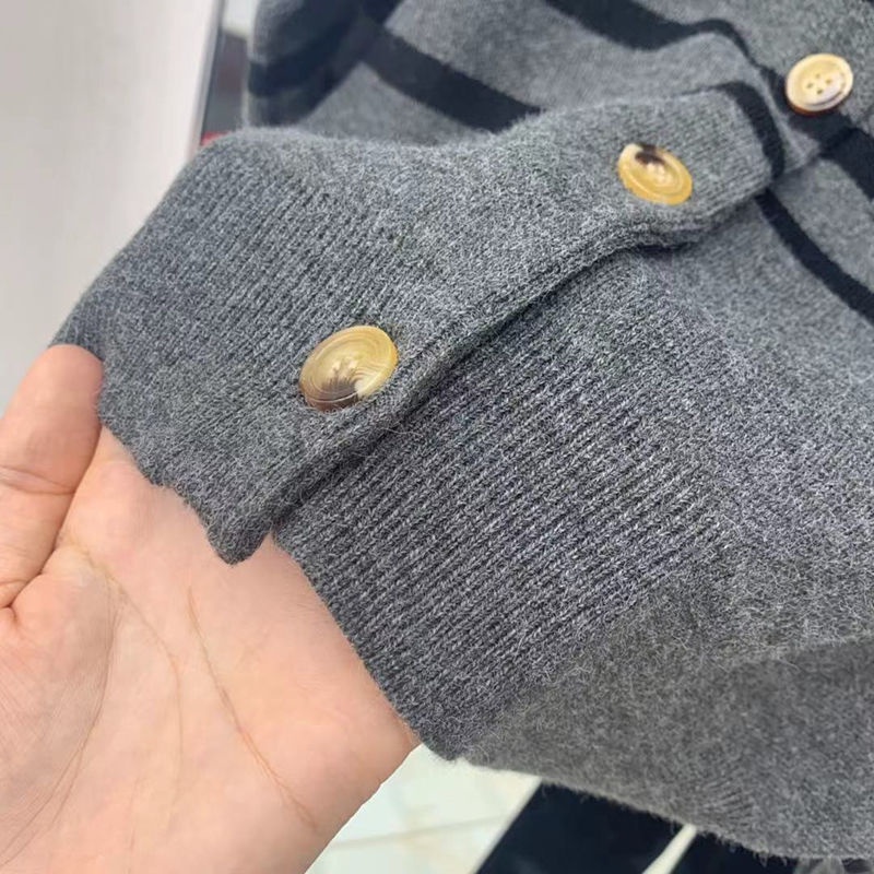 Áo khoác cardigan dày dáng rộng họa tiết kẻ sọc phong cách Hàn Quốc mới dành cho nữ