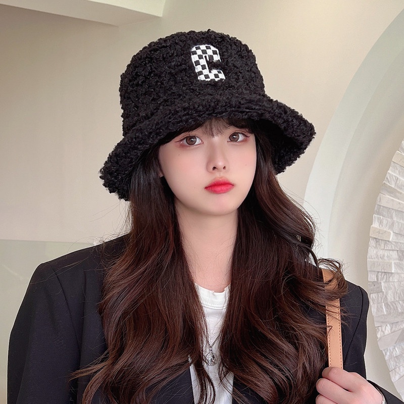 Mũ Lông Cừu NOVSET Mũ bucket lông cừu phong cách Hàn Quốc mềm mại hoạ tiết chữ C  [ D706 ]