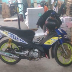 Tem Rời Axelo 125 Trắng Vàng Xanh Gp