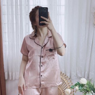 Đồ bộ phi lụa viền nơ đùi
