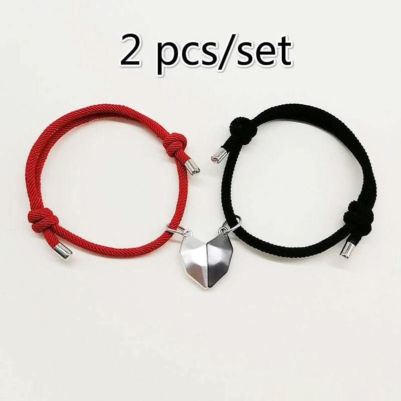 Set 2 Vòng Tay Mặt Trái Tim Có Nam Châm Cho Cặp Đôi