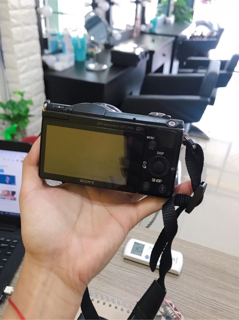 Sony a5000