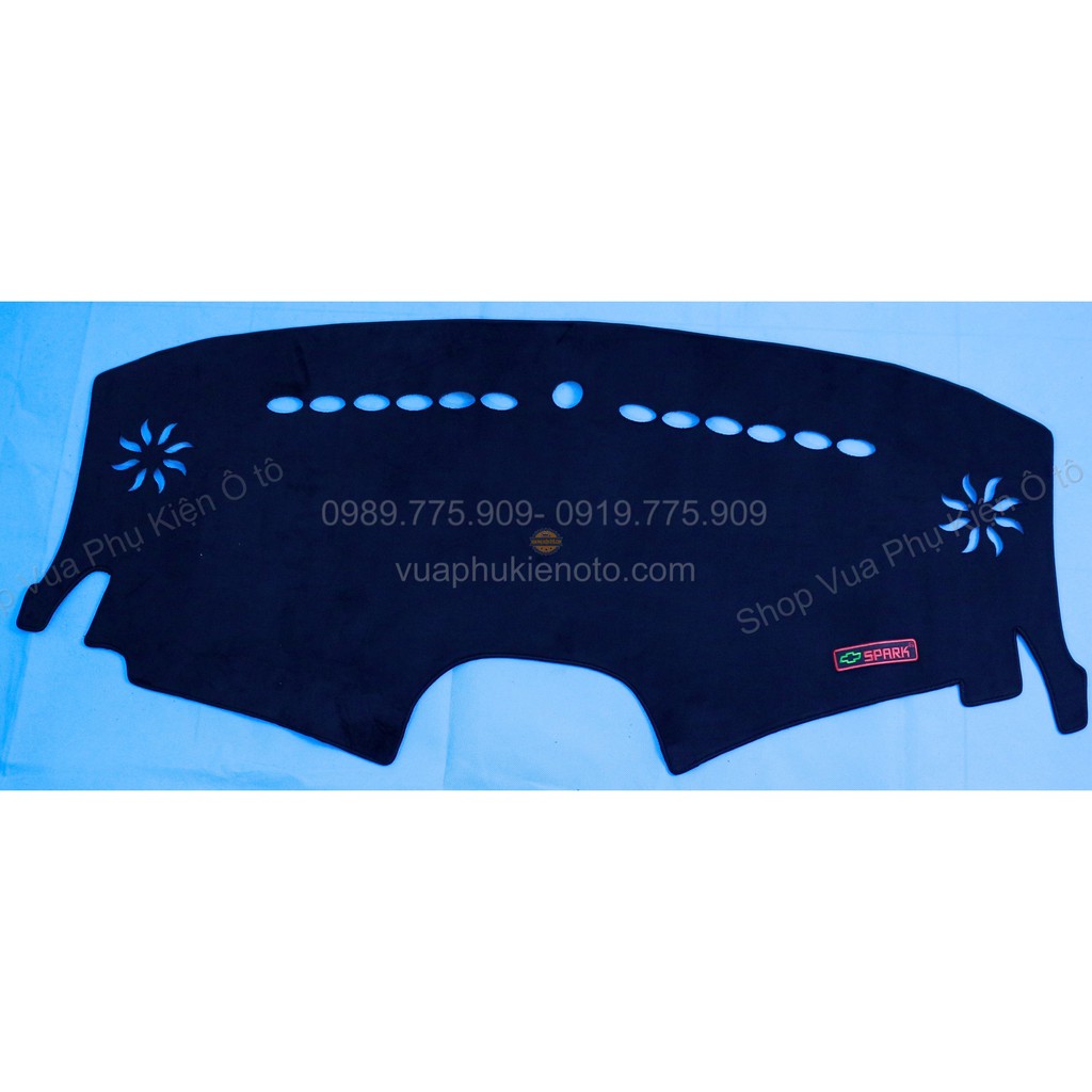 Thảm Taplo Chevrolet Spark 2004- 2012, 2013 -2018 Chất Liệu Da Vân Carbon hoặc Nhung 3 Lớp Chống Trượt