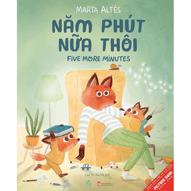 Sách tranh song ngữ Năm phút nữa thôi - QV