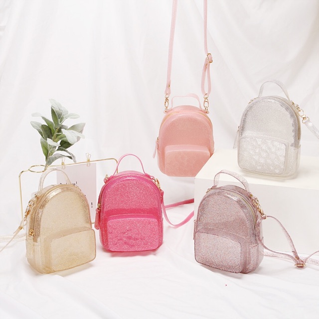 Balo nhựa đeo chéo