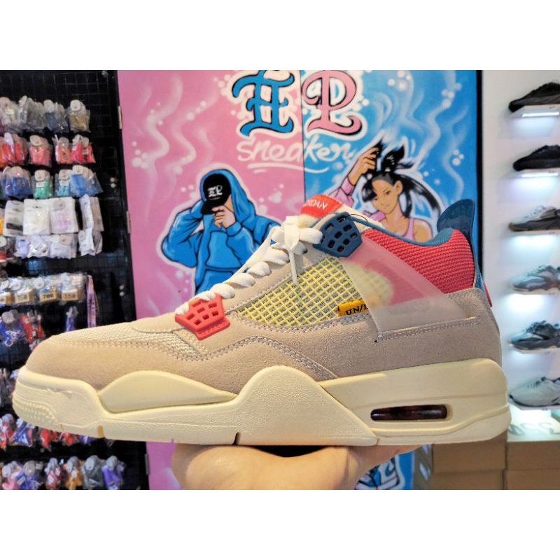 Giày thể thao Nike Air Jordan 4 Retro màu kem hồng