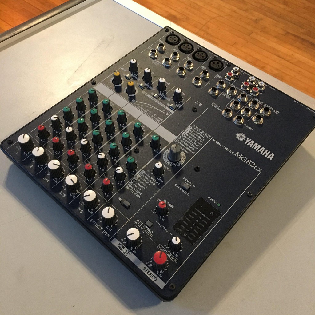 MIXER BÀN YAMAHA MG82CX