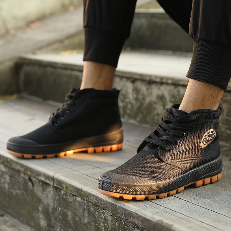 MẪU GIẦY PHÙ HỢP CHO RẤT NHIỀU HOẠT ĐỘNG , THỂ THAO , LEO NÚI , CÔNG VIỆC HÀNG NGÀY