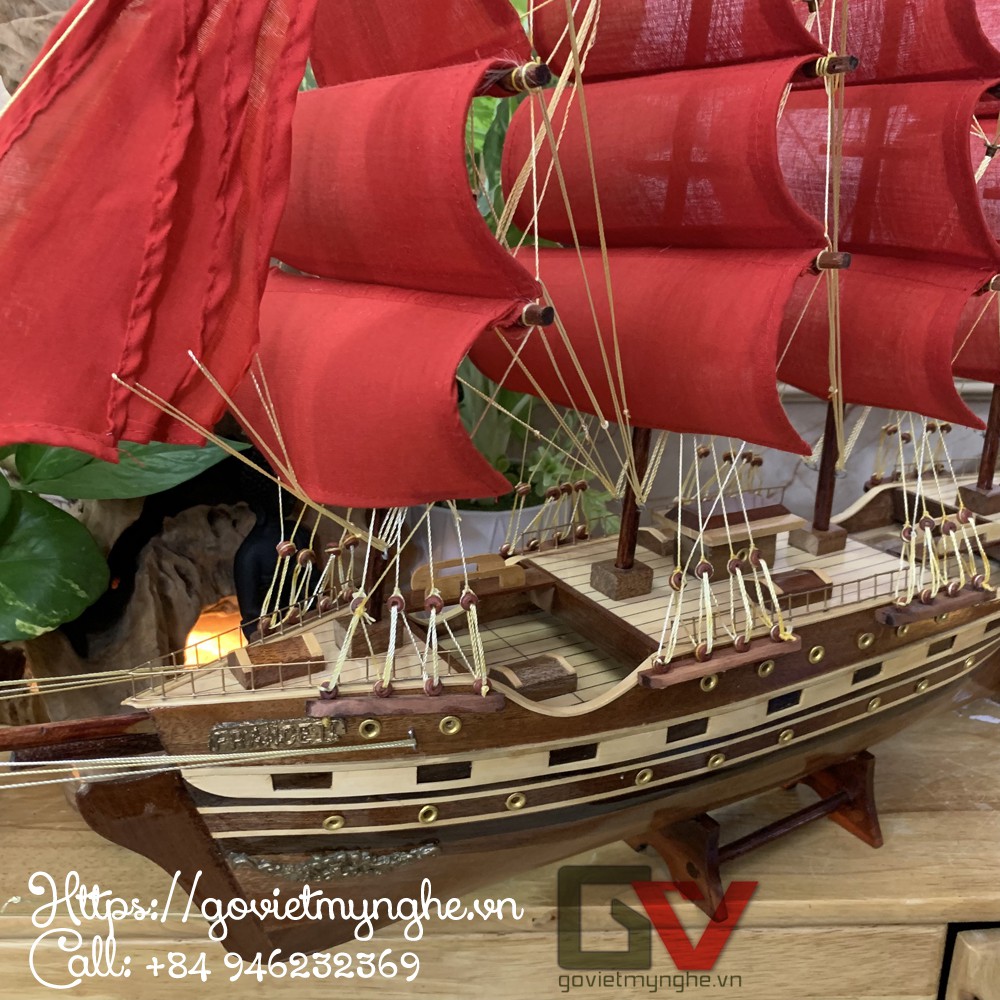 Mô hình thuyền gỗ thuyền trang trí tàu chở hàng France II - Thân dài 60cm - Buồm vải đỏ - Gỗ tràm tự nhiên